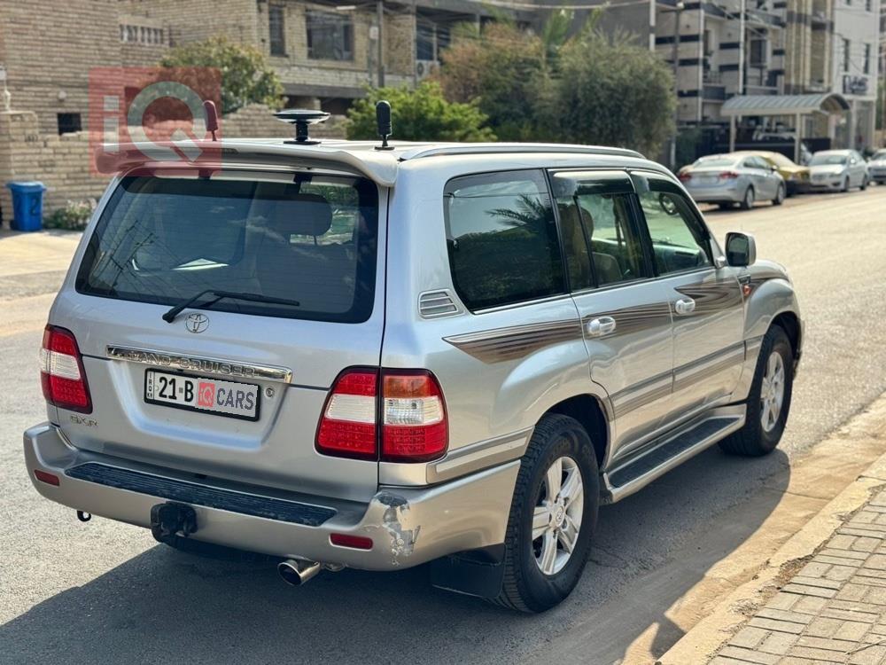 تويوتا لاندكروزر